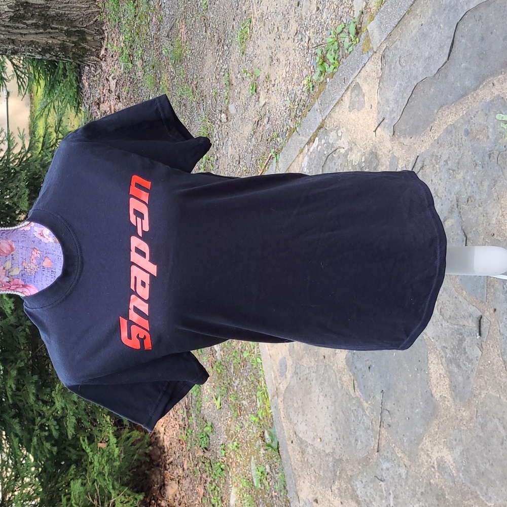 Snap on t shirt black small